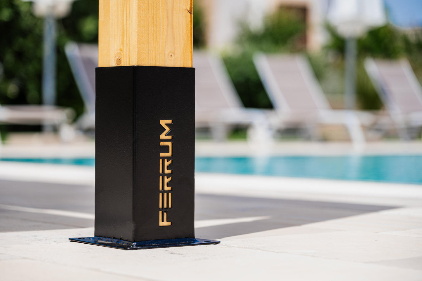 Staffa a bicchiere porta palo